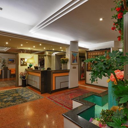 ליגננו סביאדורו Hotel Niagara מראה חיצוני תמונה