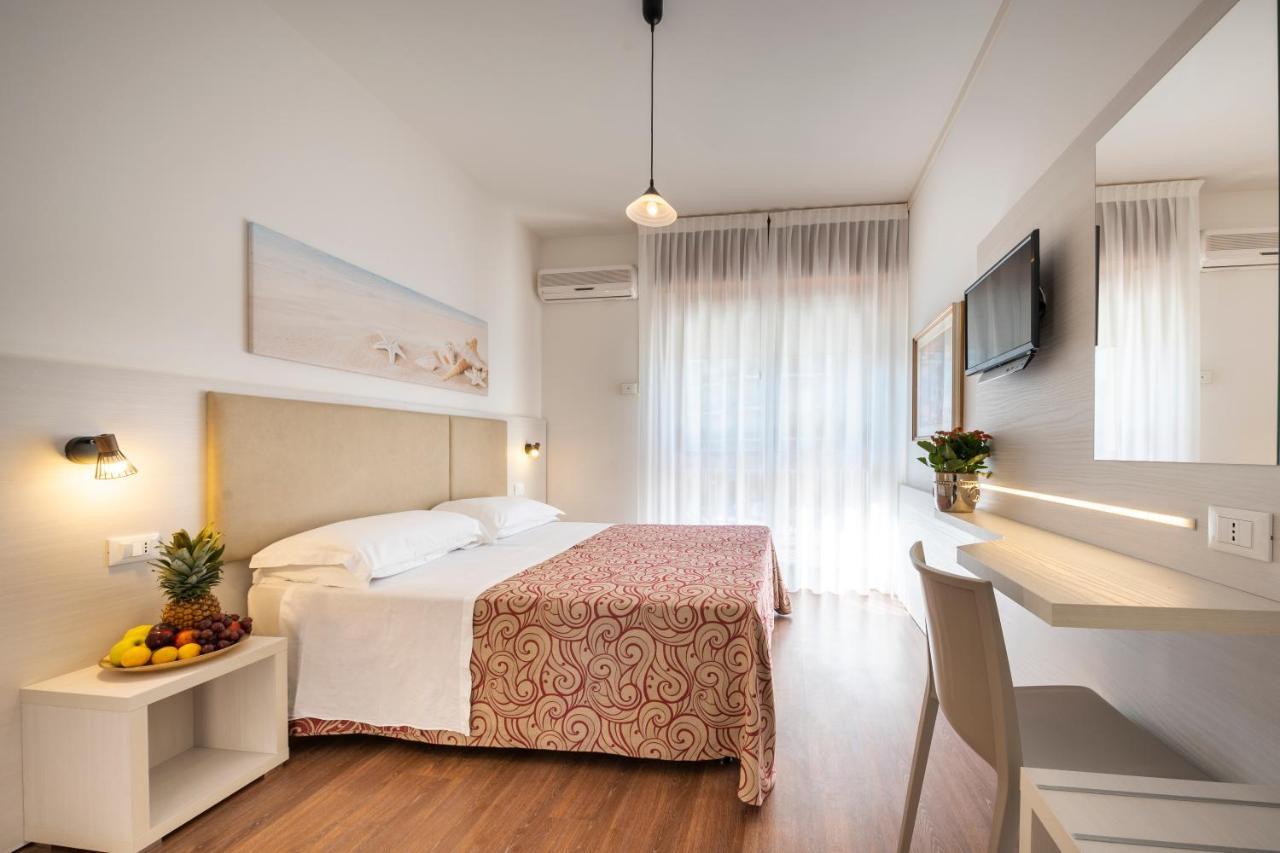 ליגננו סביאדורו Hotel Niagara מראה חיצוני תמונה