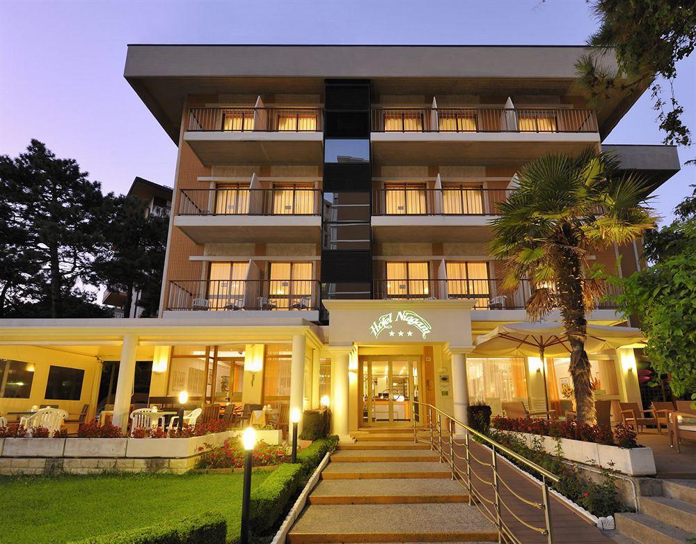 ליגננו סביאדורו Hotel Niagara מראה חיצוני תמונה