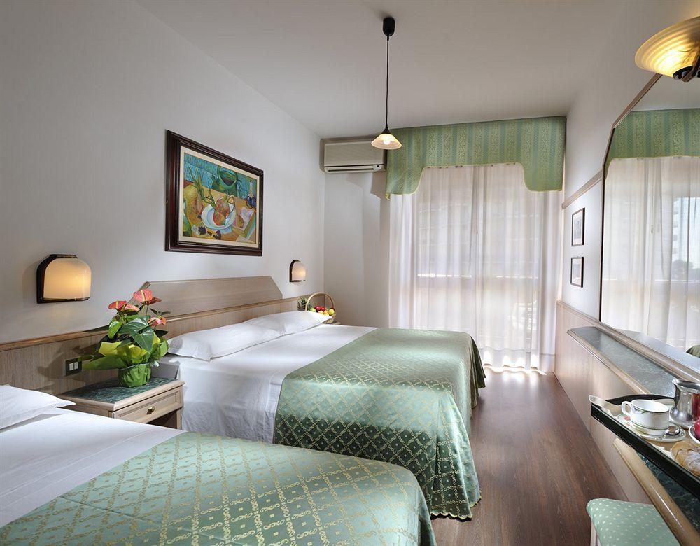 ליגננו סביאדורו Hotel Niagara מראה חיצוני תמונה