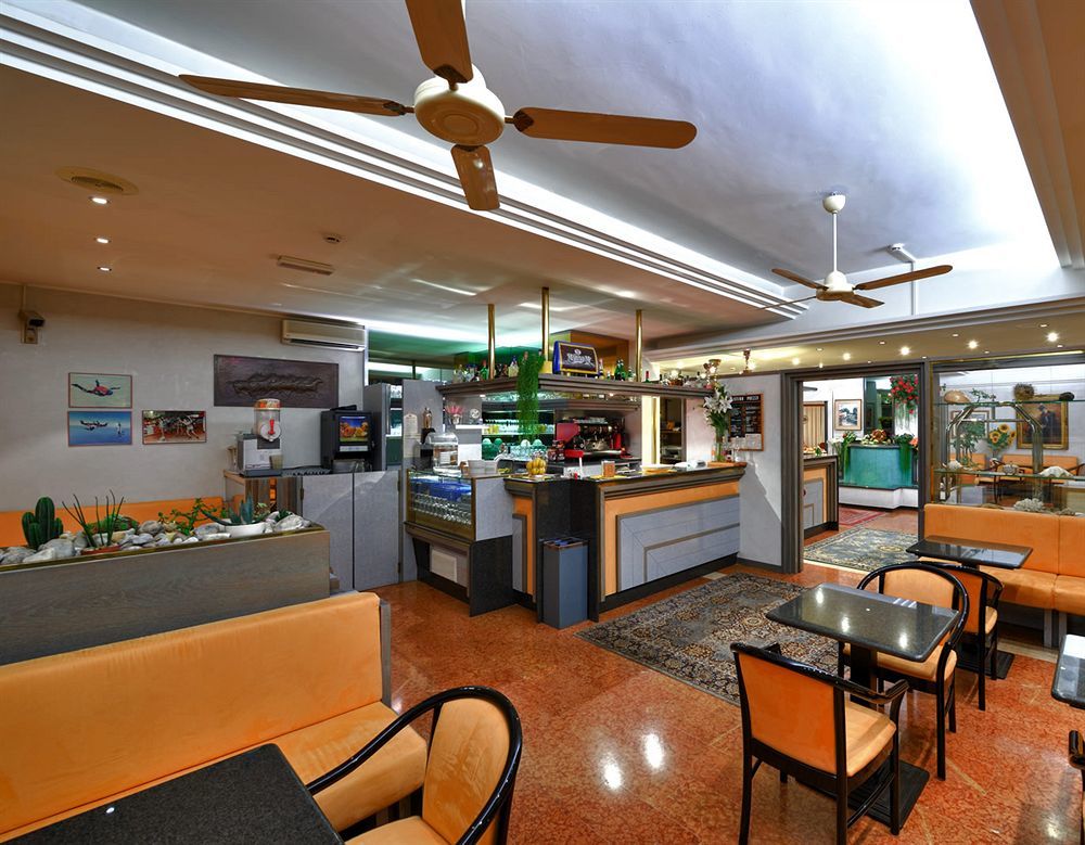 ליגננו סביאדורו Hotel Niagara מראה חיצוני תמונה