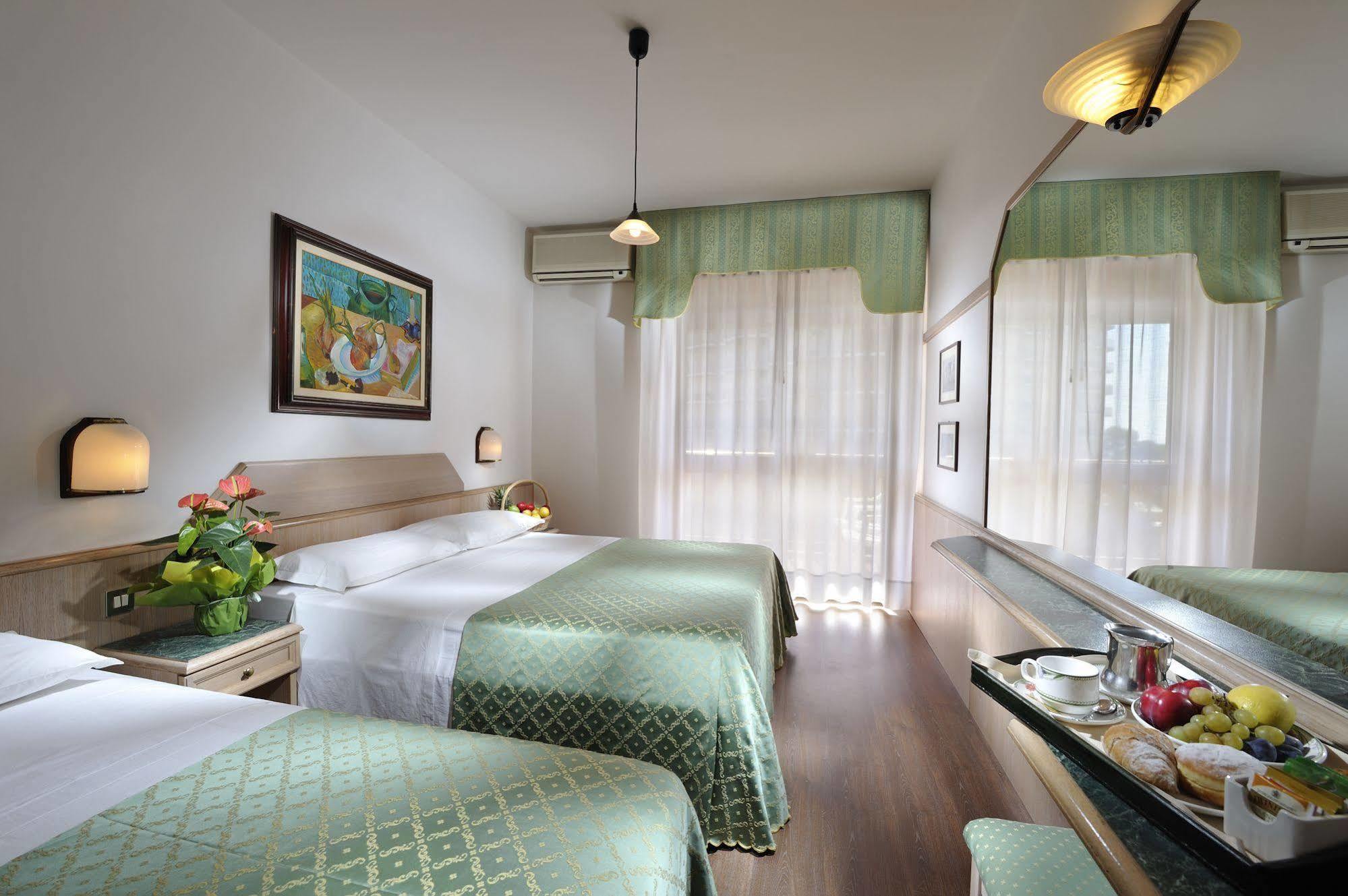 ליגננו סביאדורו Hotel Niagara מראה חיצוני תמונה